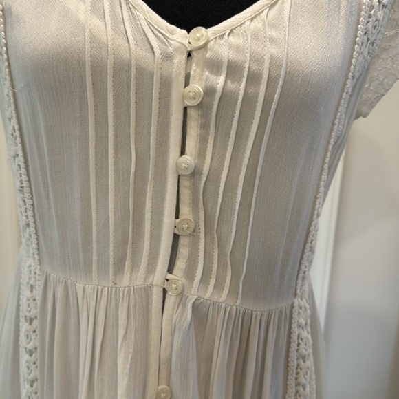 XS Band of Gypsies Gown - Picture 3 of 5